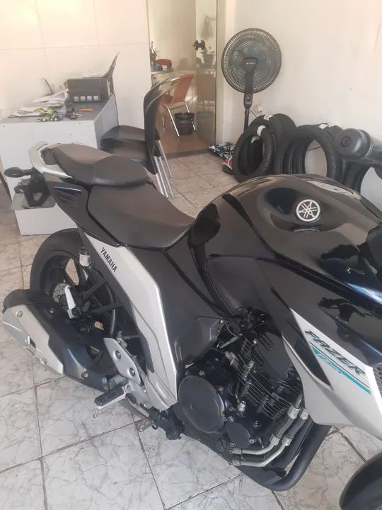 YAMAHA FAZER 250cc 2019 - Foto 2