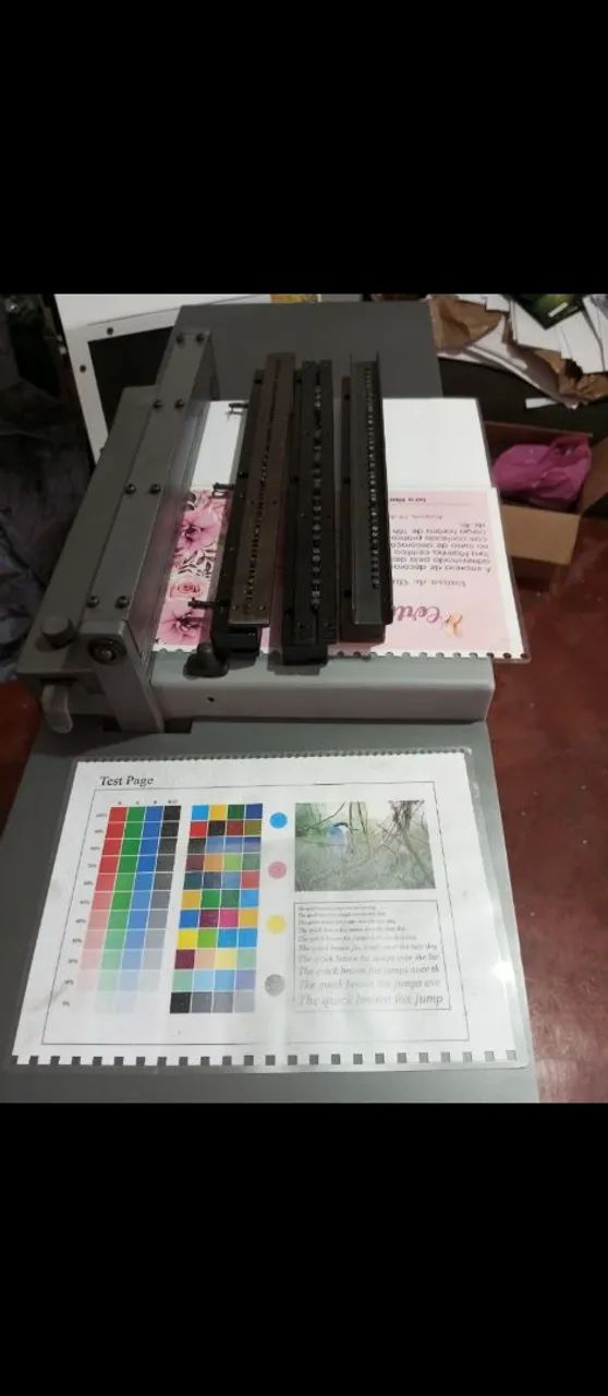 Encadernadora Elétrica Mini Max furos redondos e quadrados Wire-o 3x1 e 2x1  - Foto 6