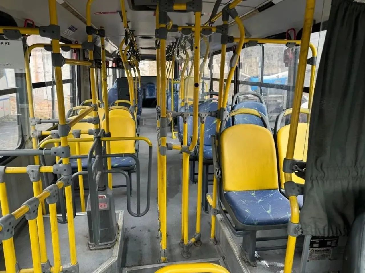 Ônibus Torino com feirão de entrada Mínima  - Foto 7