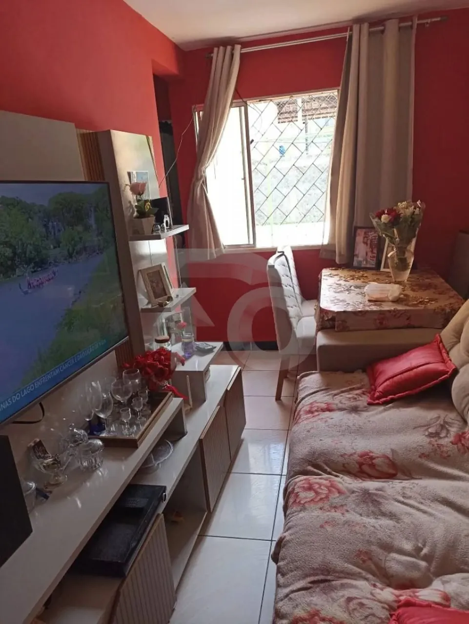 Condomínio Nova Canaã com 2 Quartos e Vaga Coberta no Lamarão