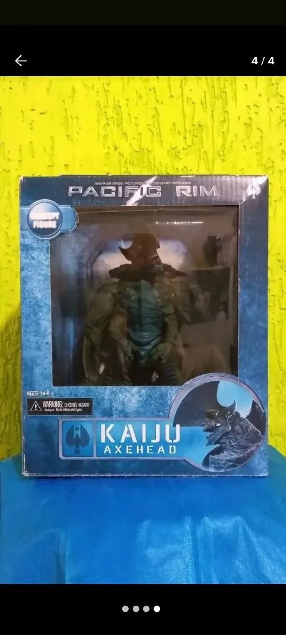 Action Figure Kaiju Axehead Pacific Rim concept version