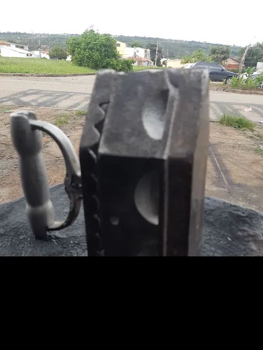 Ferro a brasa antigo relíquia  - Foto 5