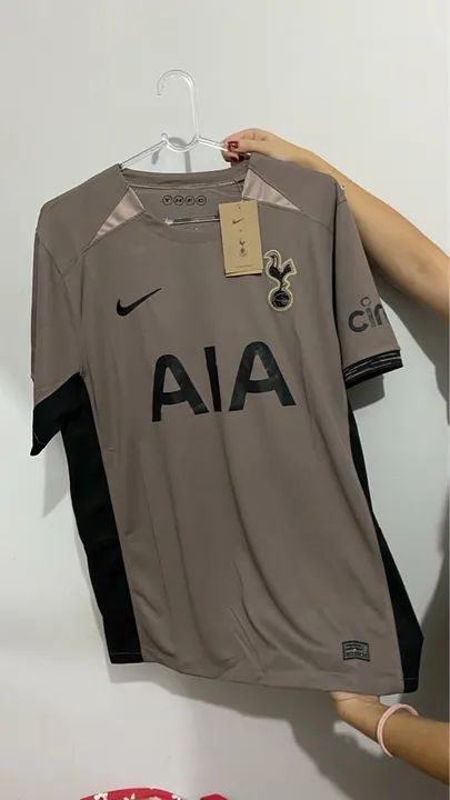 Camiseta Tottenham Hotspur - Tamanho G - Foto 2