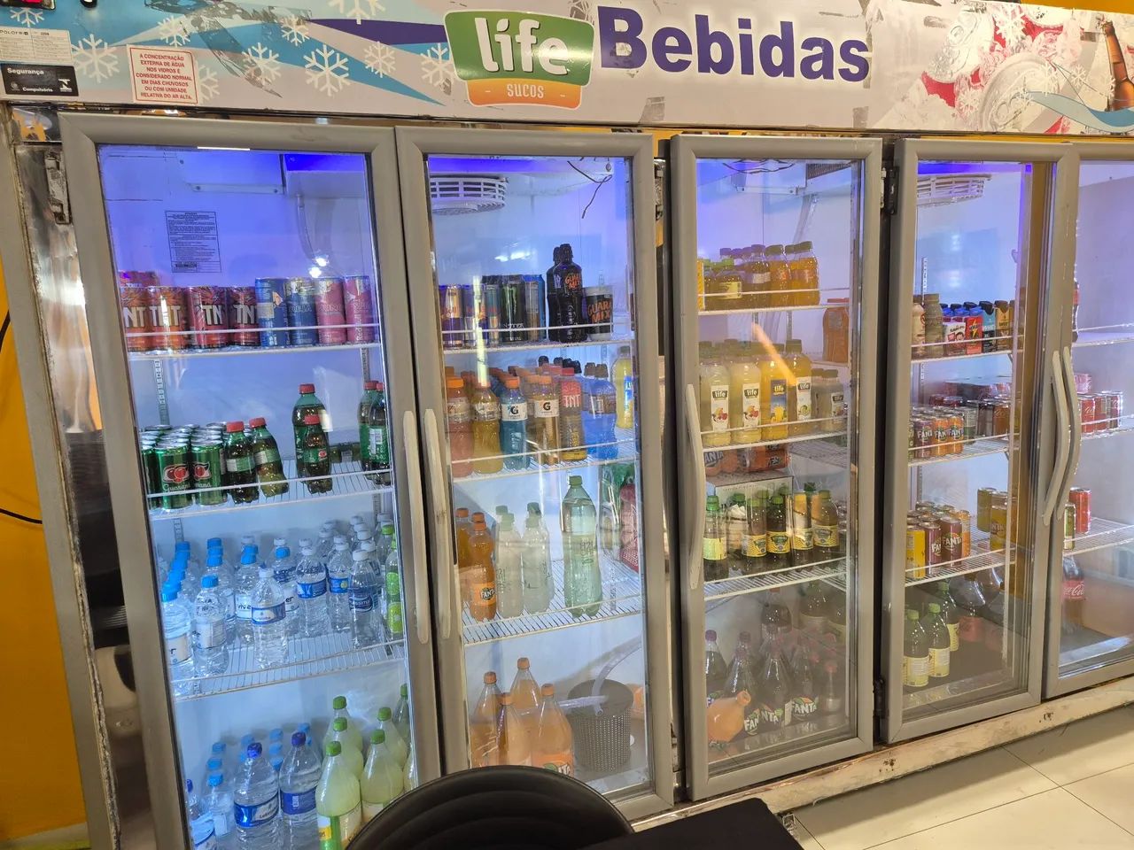 Freezer Expositor de Bebidas 5 portas LED