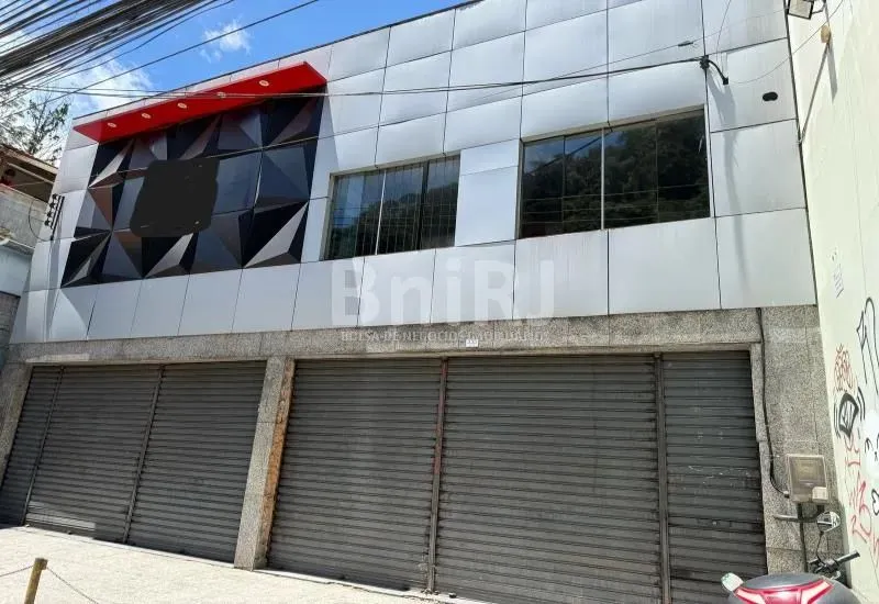 PREDIO COMERCIAL - PROXIMO AO CENTRO- PETROPOLIS - RJ.