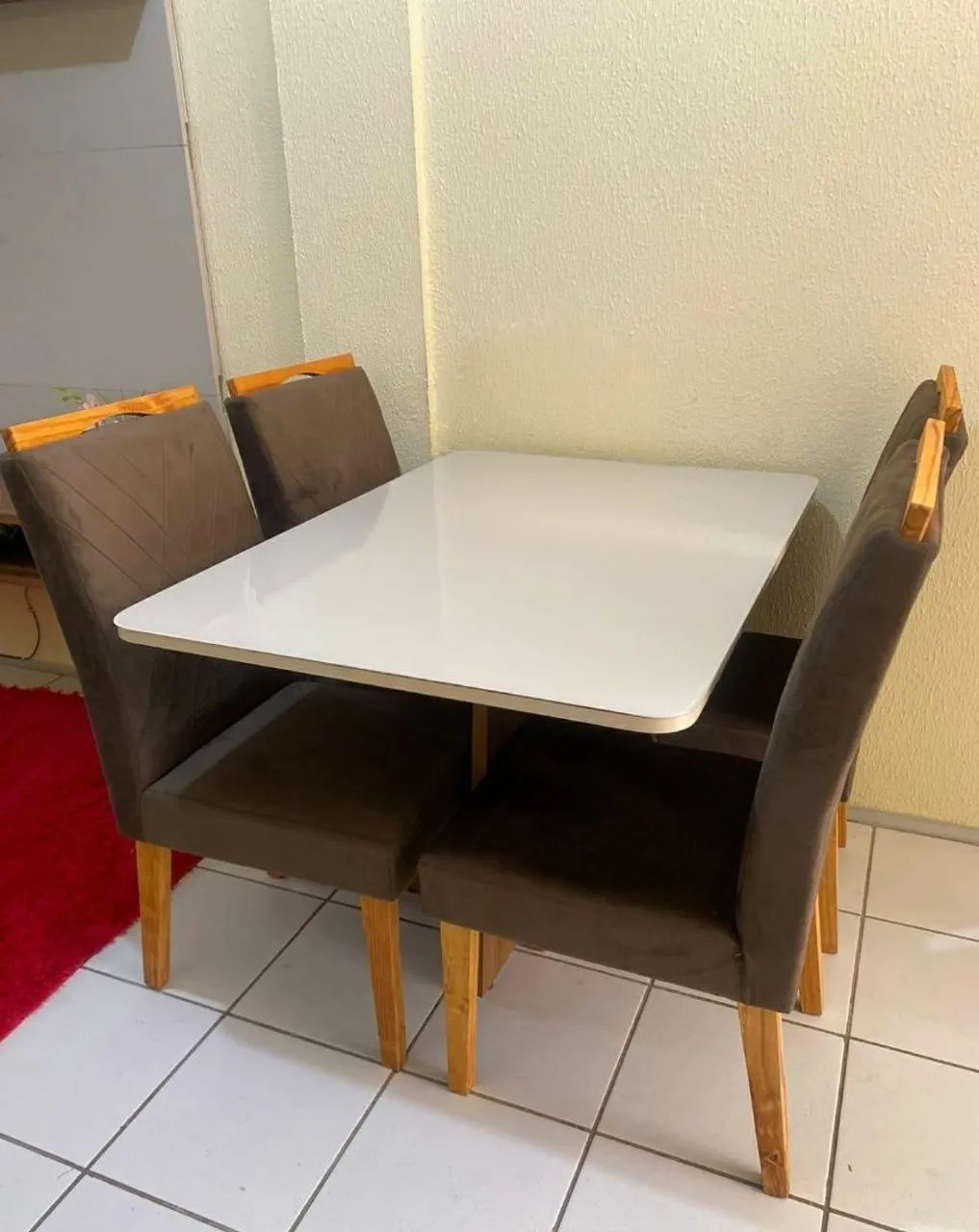 Mesa de Jantar Elegante com Cadeiras - Foto 5
