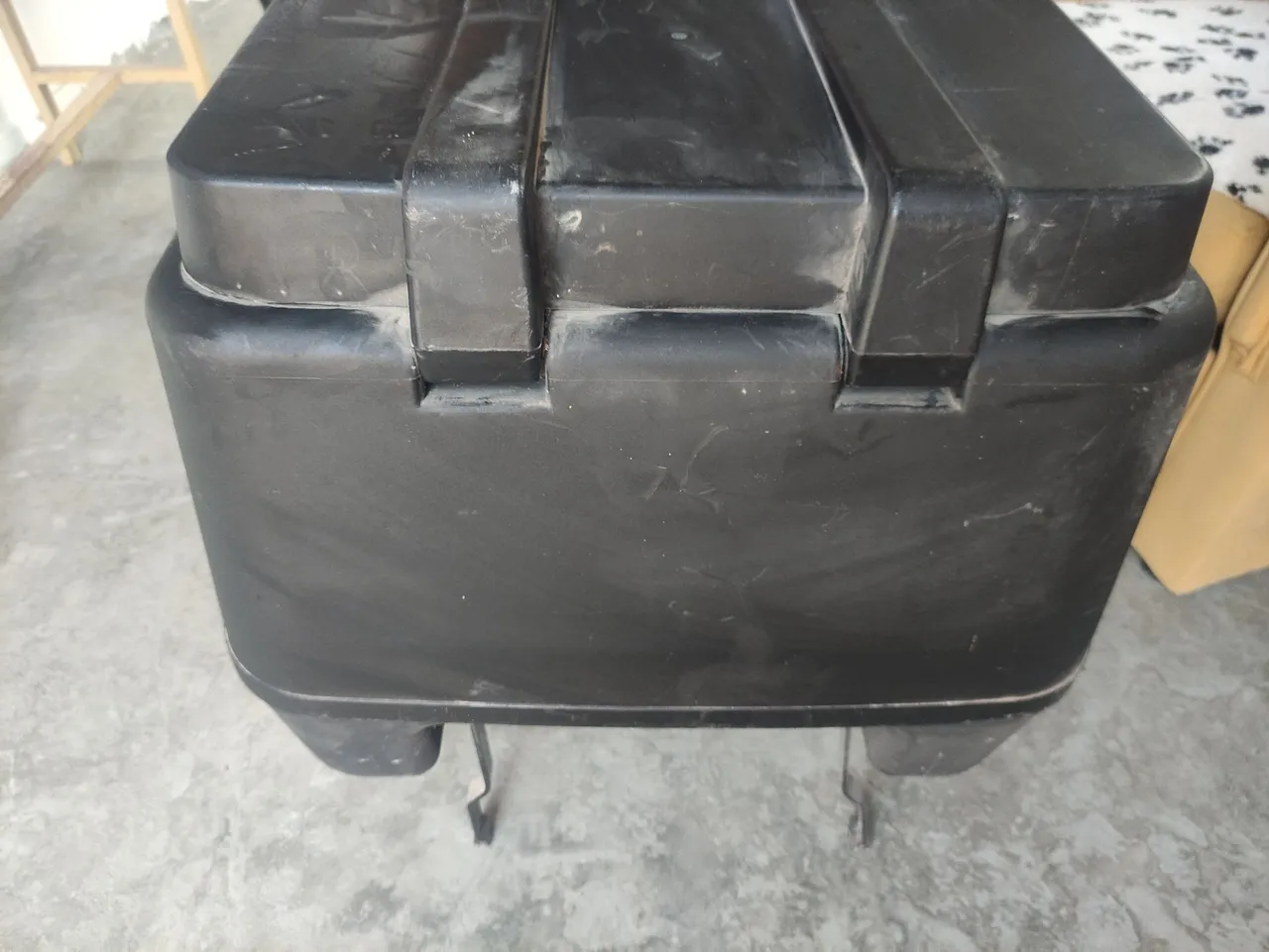 Caixa de ferramentas para moto