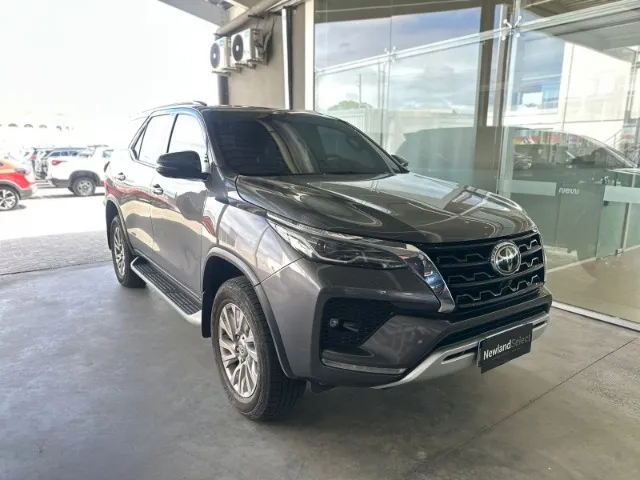 HILUX SW4 2.8 D-4D TURBO DIESEL SRX 7L 4X4 AT
