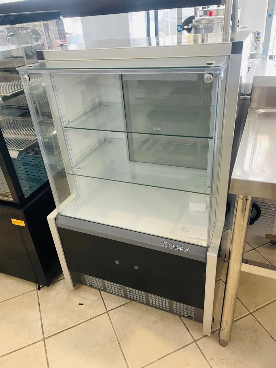 MB Vitrines Gelopar 75cm