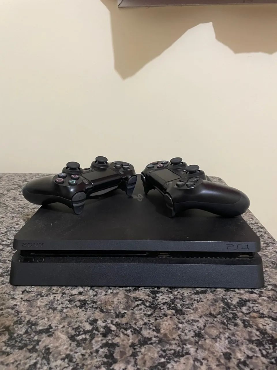 Playstation 4 Slim - Console de última geração - Foto 2