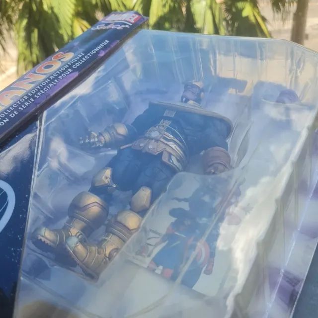 Boneco Thanos: Vingadores - Marvel Select - Diamond - Foto 4