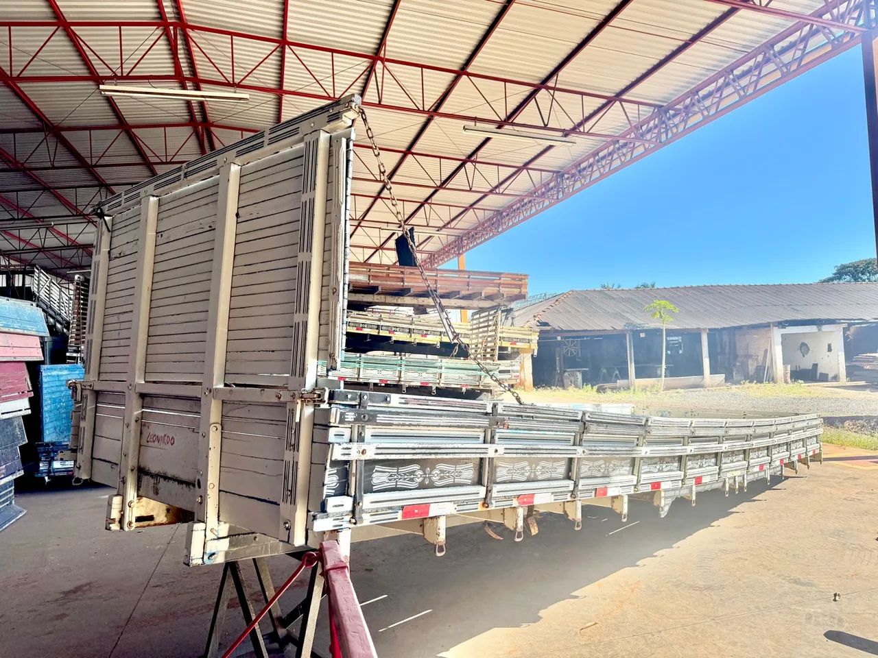 CARROCERIA MADEIRA - Foto 2