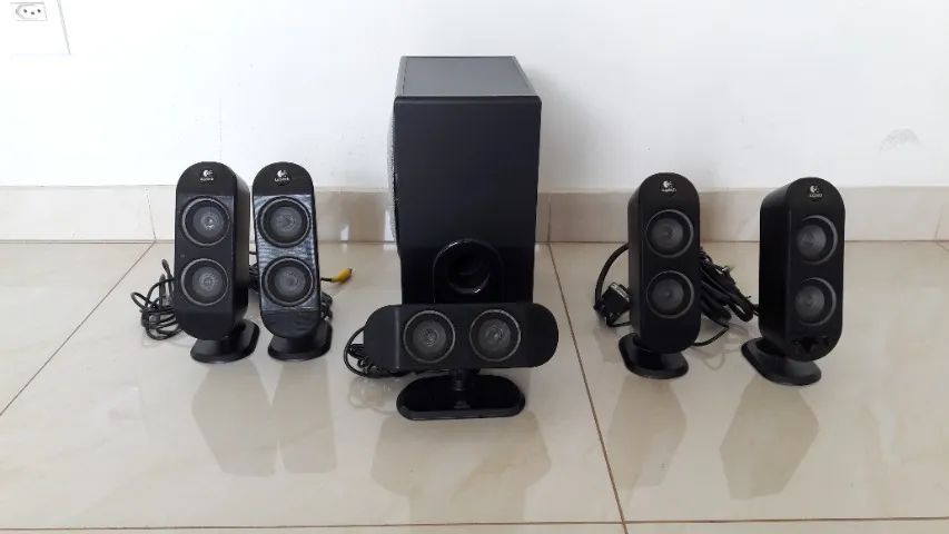 Sistema de Alto-Falantes Logitech X-530 5.1 Canais