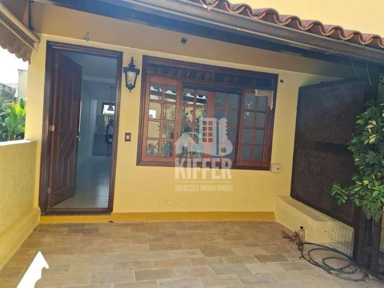 CASA- VENDA-CAMBOINHAS-NITERÓI