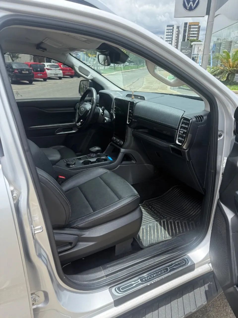 Ford Ranger Limited 3.0 V6 4X4 CD TB Die. AUT 2024 - Foto 4