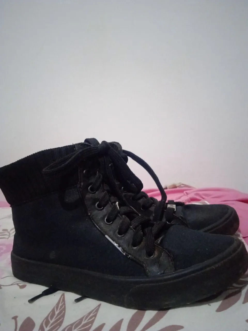 Tênis Cano Alto Preto