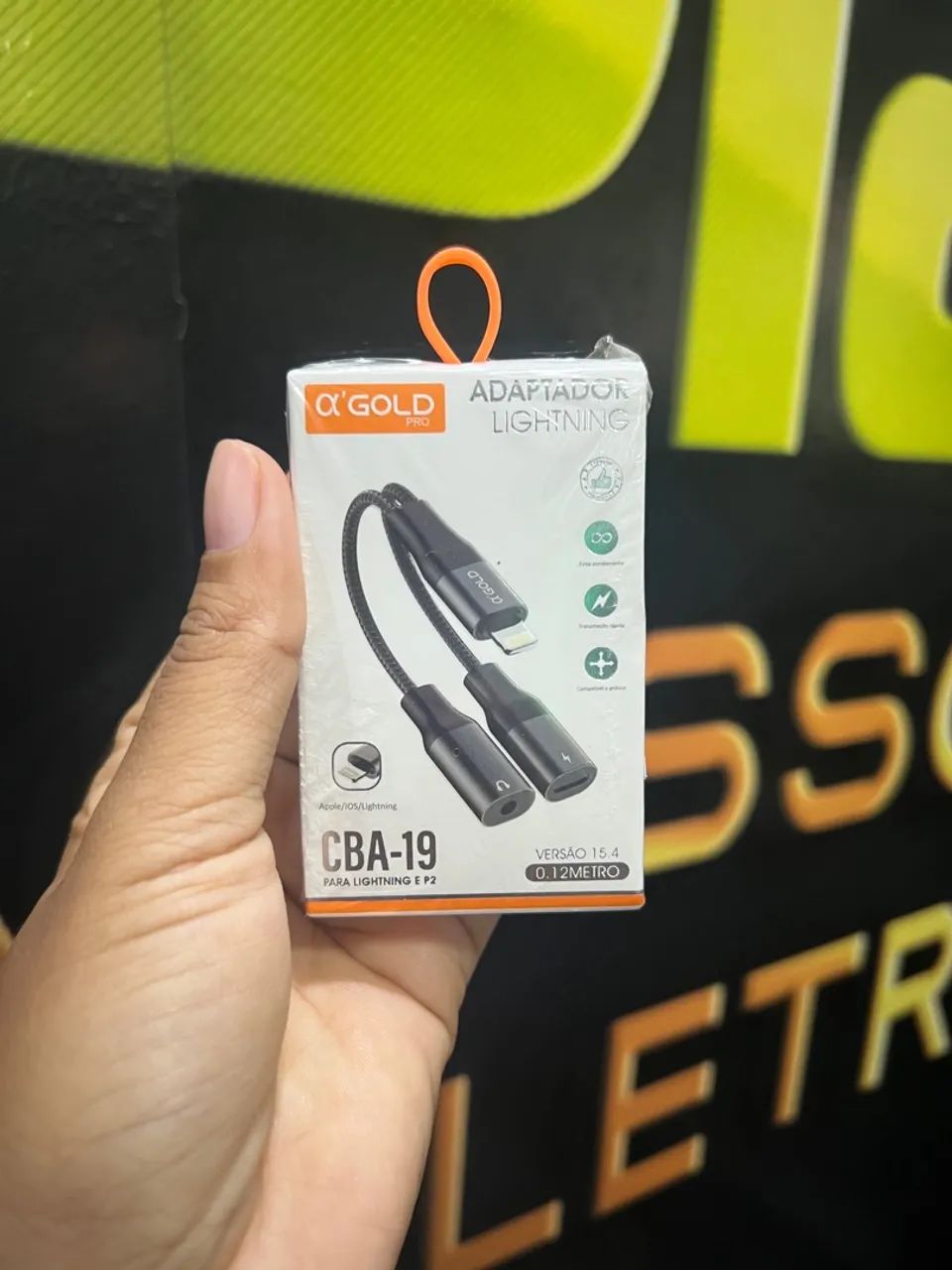 Adaptador Lightning para Fone de Ouvido e Carregamento - Foto 2