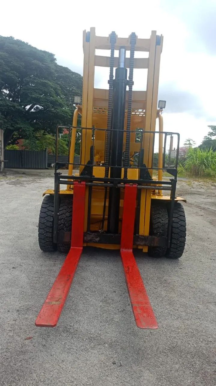 Empilhadeira Hyster.  - Foto 2