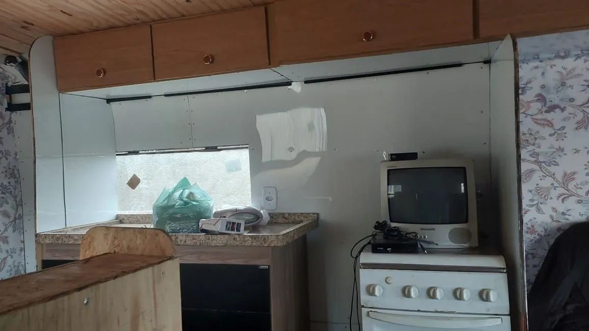 Vendo ônibus motor home  - Foto 2