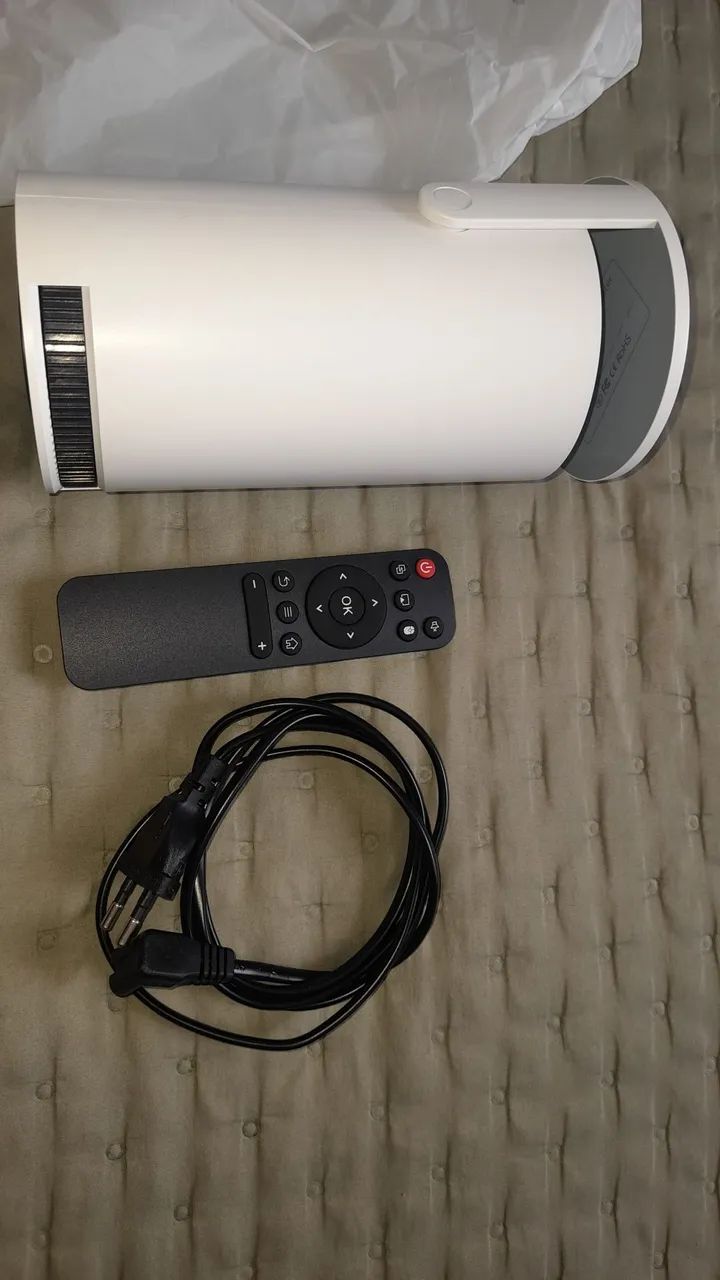 Vendo esse projetor 