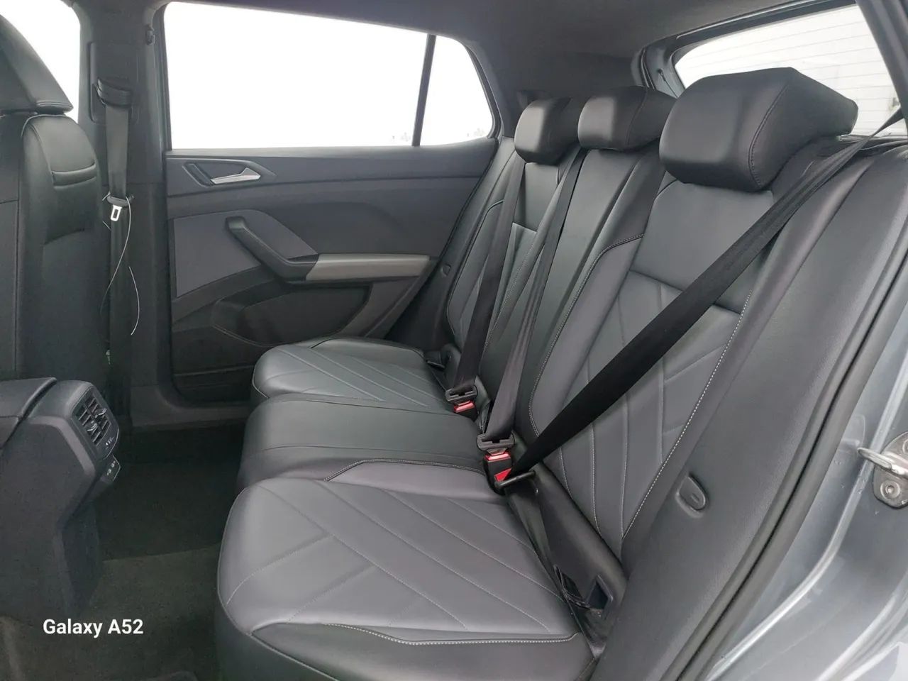 Volkswagen T-Cross Comfortline 1.0 TSI Flex 5P Aut., foto 17 de 18