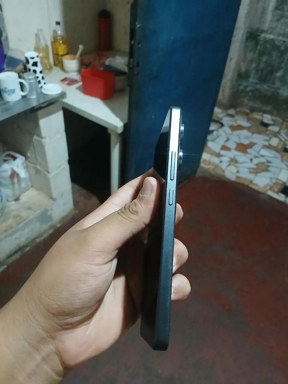 Vende se celular poco x6 zerado mais capinha não entregamos - Foto 2