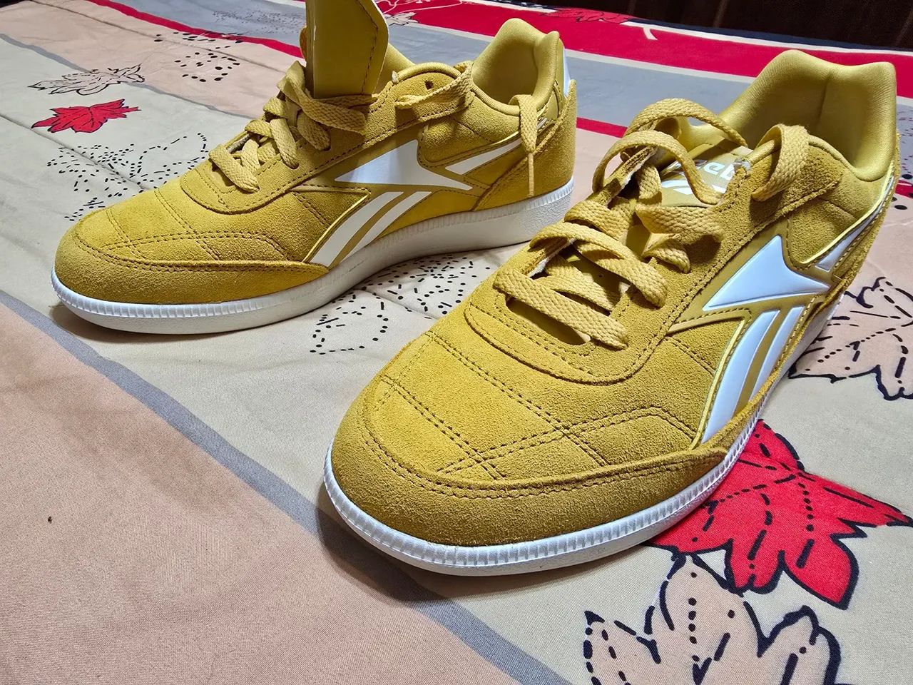 Tenis rebook amarelo - Foto 4