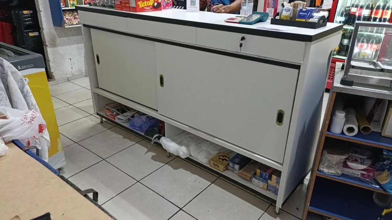 Balcão com vitrine - Foto 2