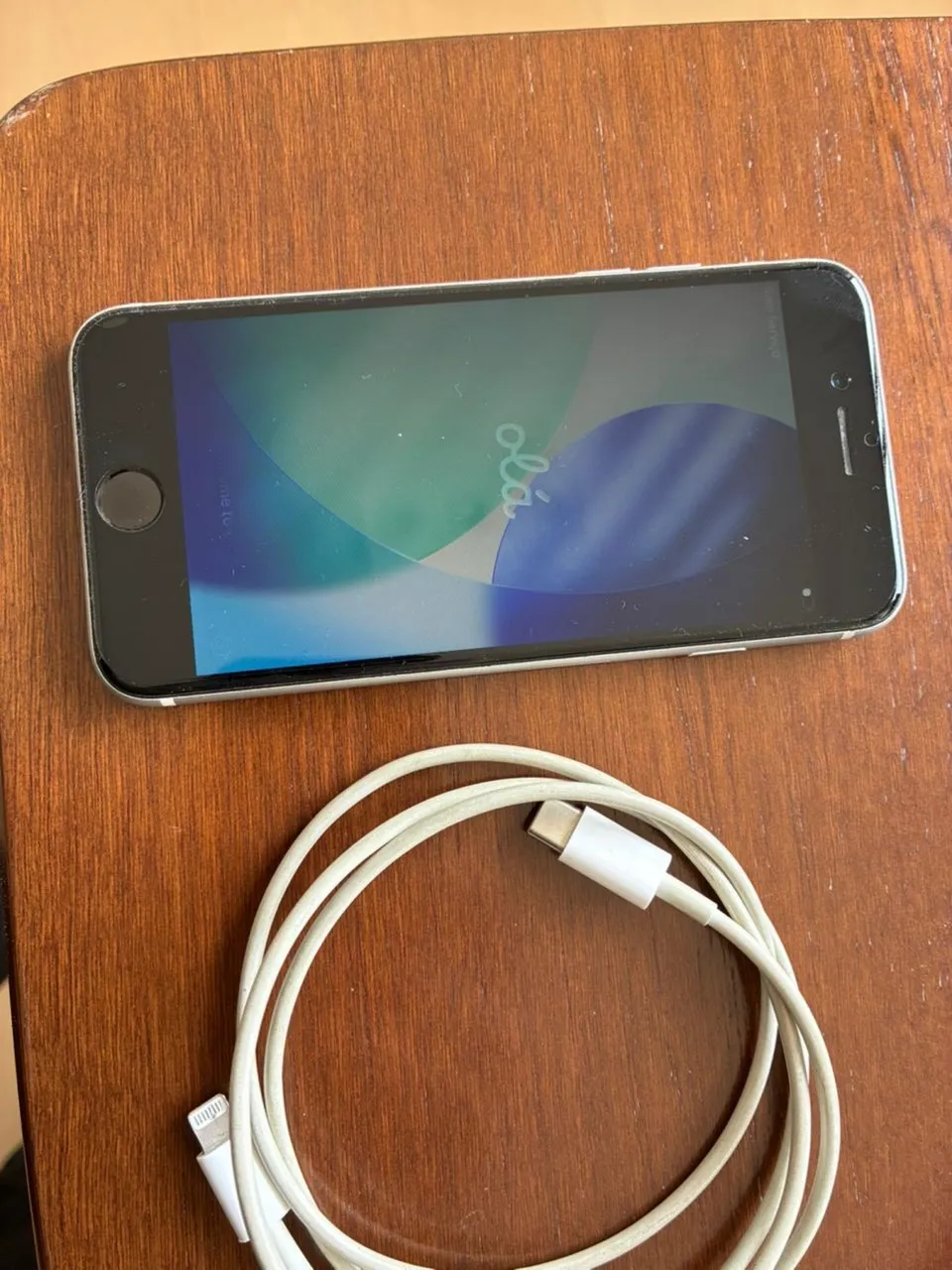 iphone se 2ª geração 64gb (reiniciando sozinho) - Celulares e