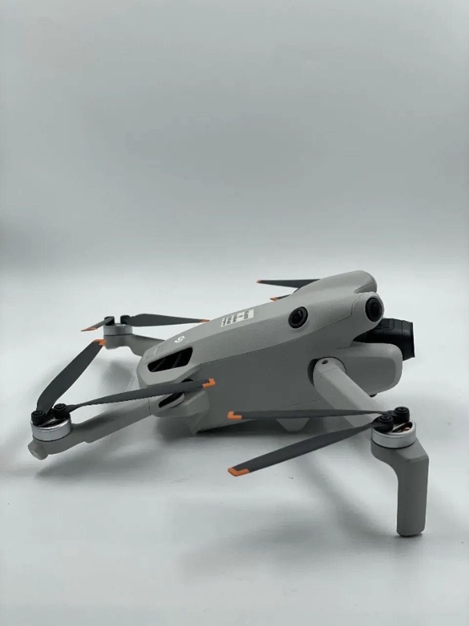 Drone Dji Mini 4 Pro Cinza 4k - Apenas Aeronave e 1 bateria de curta duração - Foto 4