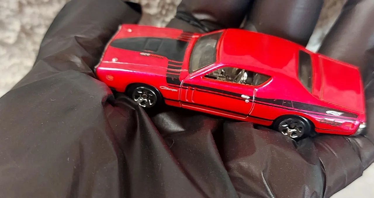 Hotwheels  71 Dodge Charger  e Continental  64 - Foto 3