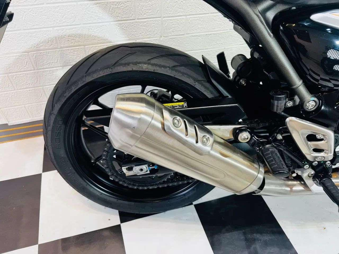 TRIUMPH SPEED 400  - Foto 2