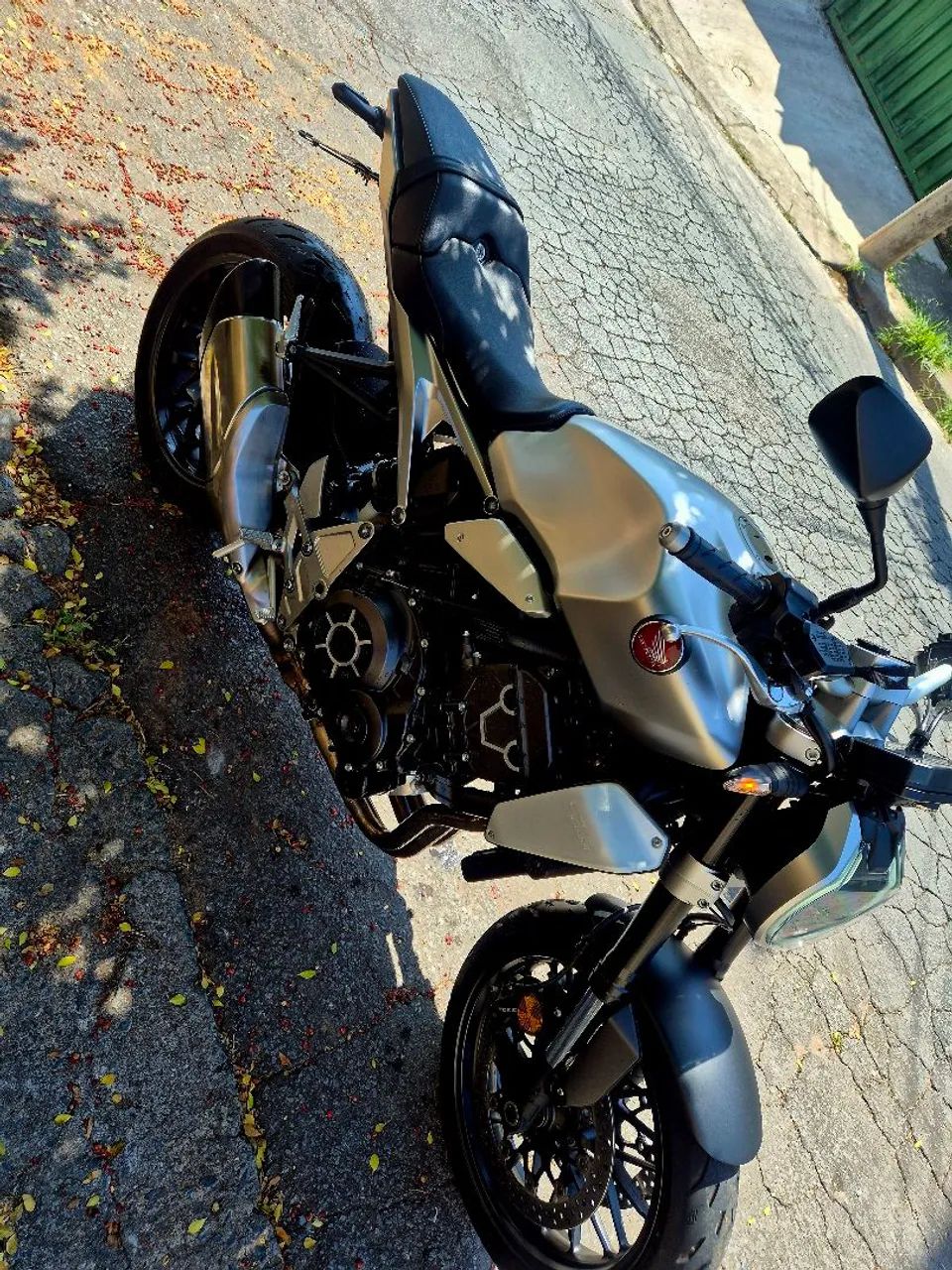 CB1000R - Foto 3
