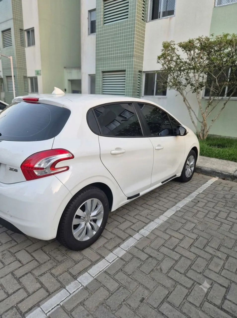 Peugeot 208 Active/active Pack 1.5 Flex 8V 5P 2014 - Foto 3