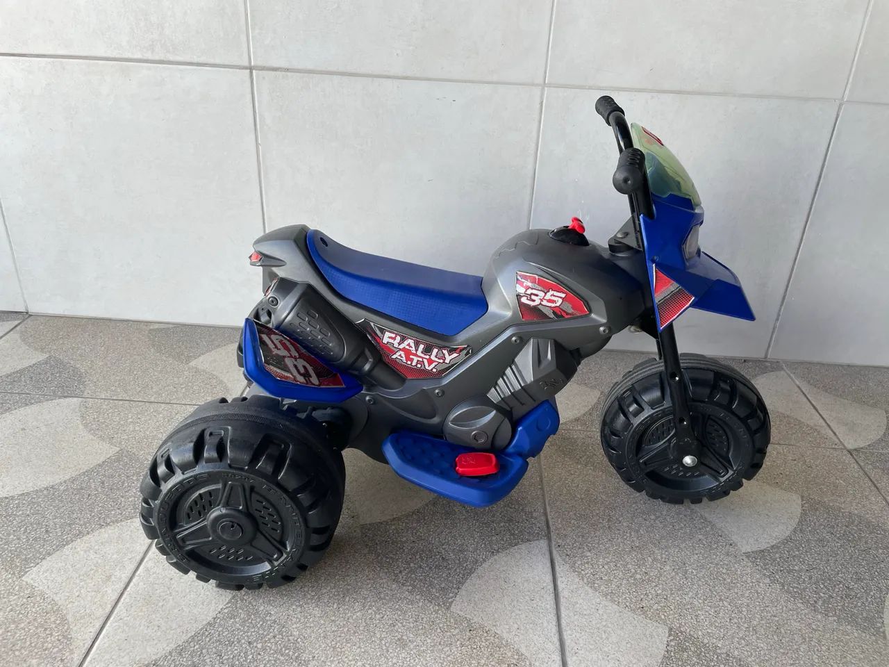 Vendo moto elétrica infantil  - Foto 2
