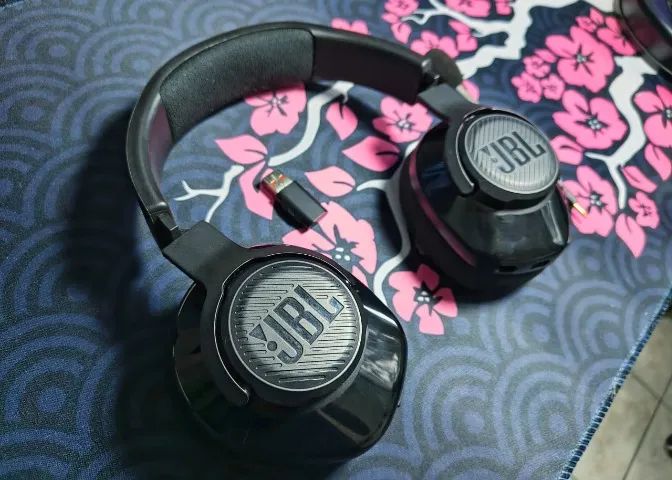JBL Quantum 360 Wireless