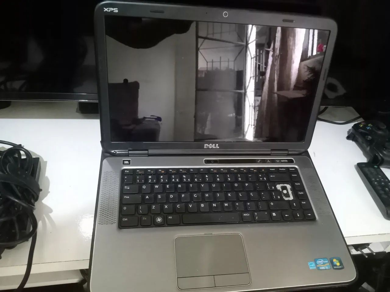 Notebook DEEL CORE I5 Intel tela de 15 polegadas muito conservado contatos pelo chat .  