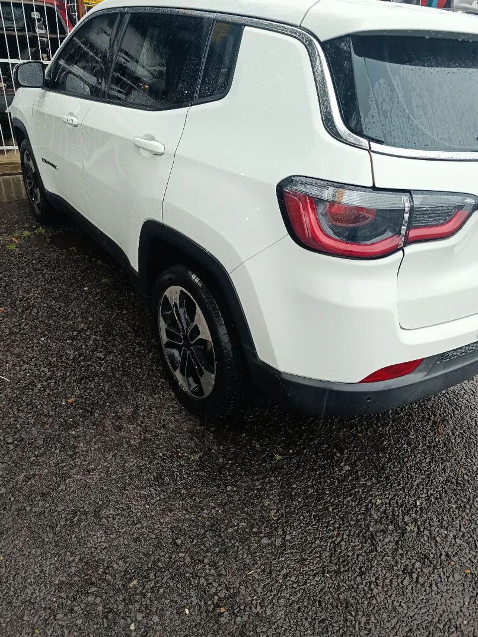 Jeep Compass Longitude 2.0 4X2 Flex 16V Aut. 2017 - Foto 4