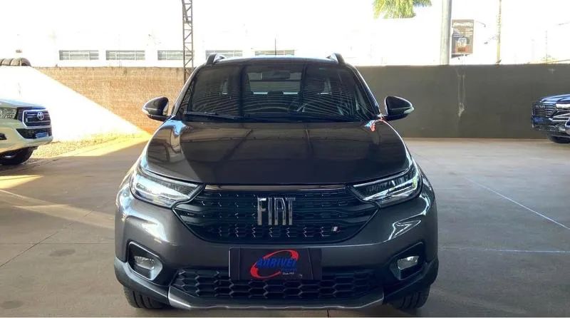 Fiat Strada Volcano 1.3 Flex 8V CD Aut. 2024 - Foto 2