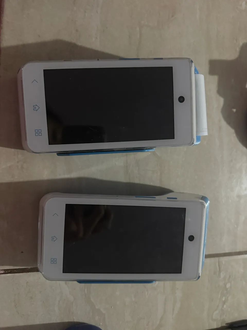 Aparelho maquininha mercado pago
