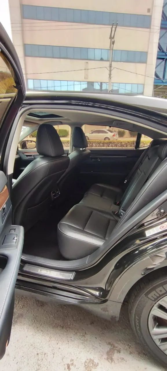 Lexus ES-350 3.5 24V 284cv, foto 8 de 9