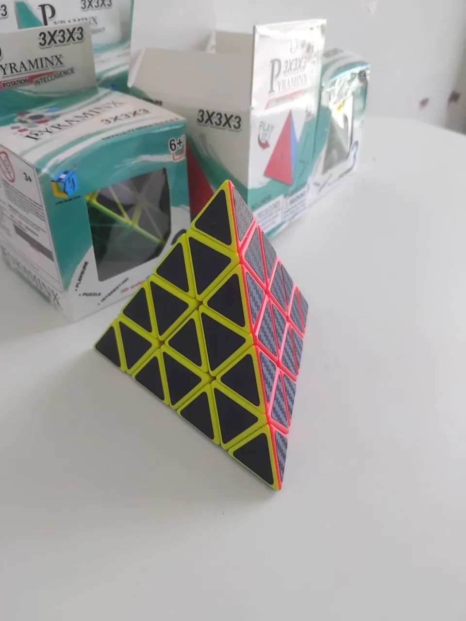 Cubo mágico pyraminx 4x4  - Foto 4