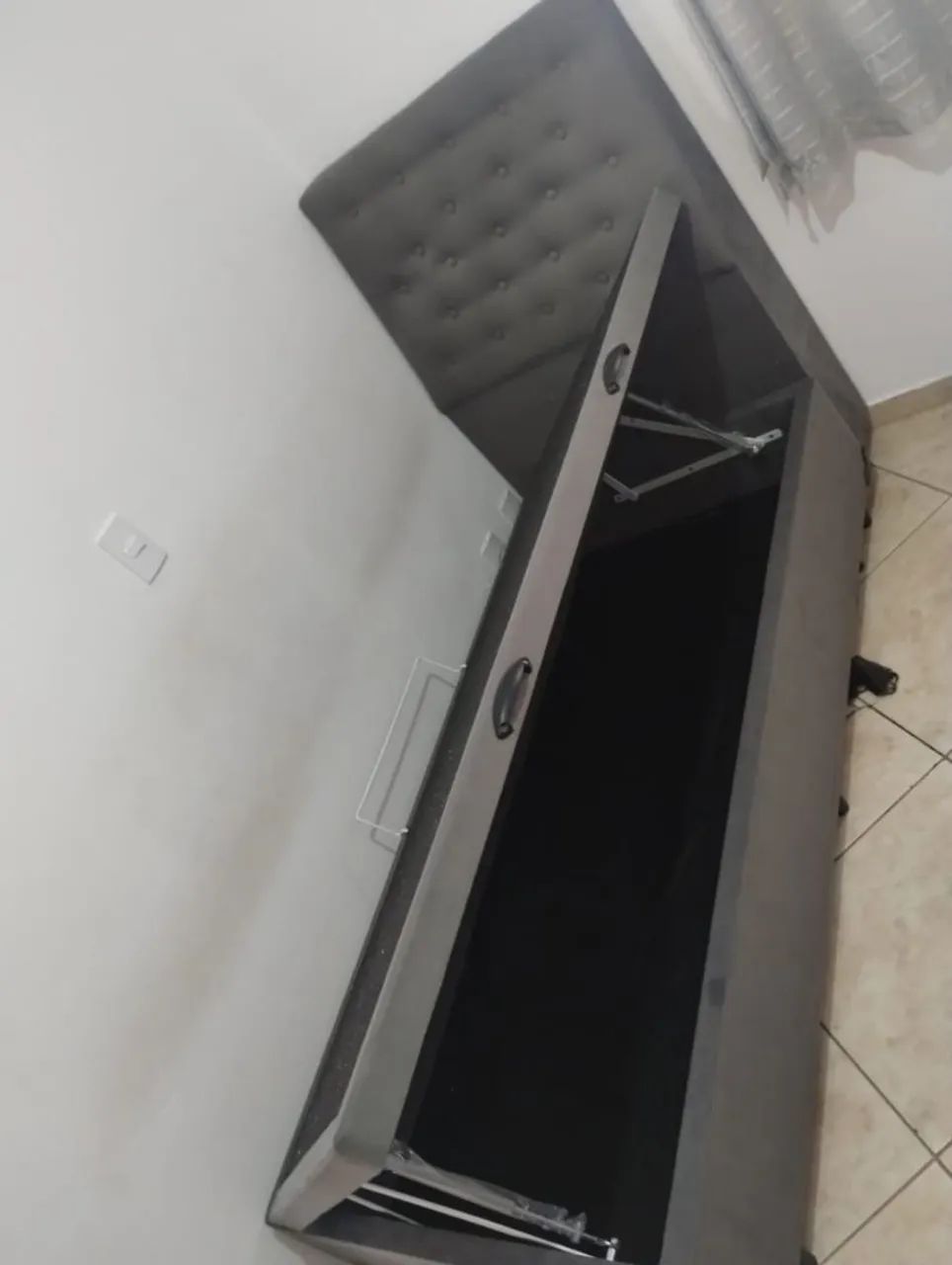 Vende-se, cama box baú de solteiro com cabeceira. - Foto 4