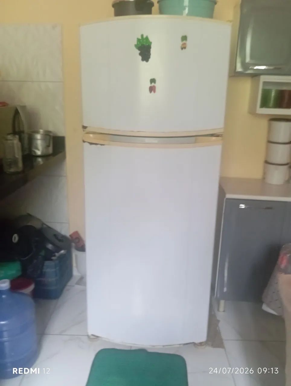 Vendo geladeira quebrada galho  - Foto 4
