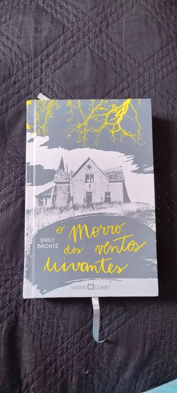 Livro o morro dos ventos uivantes