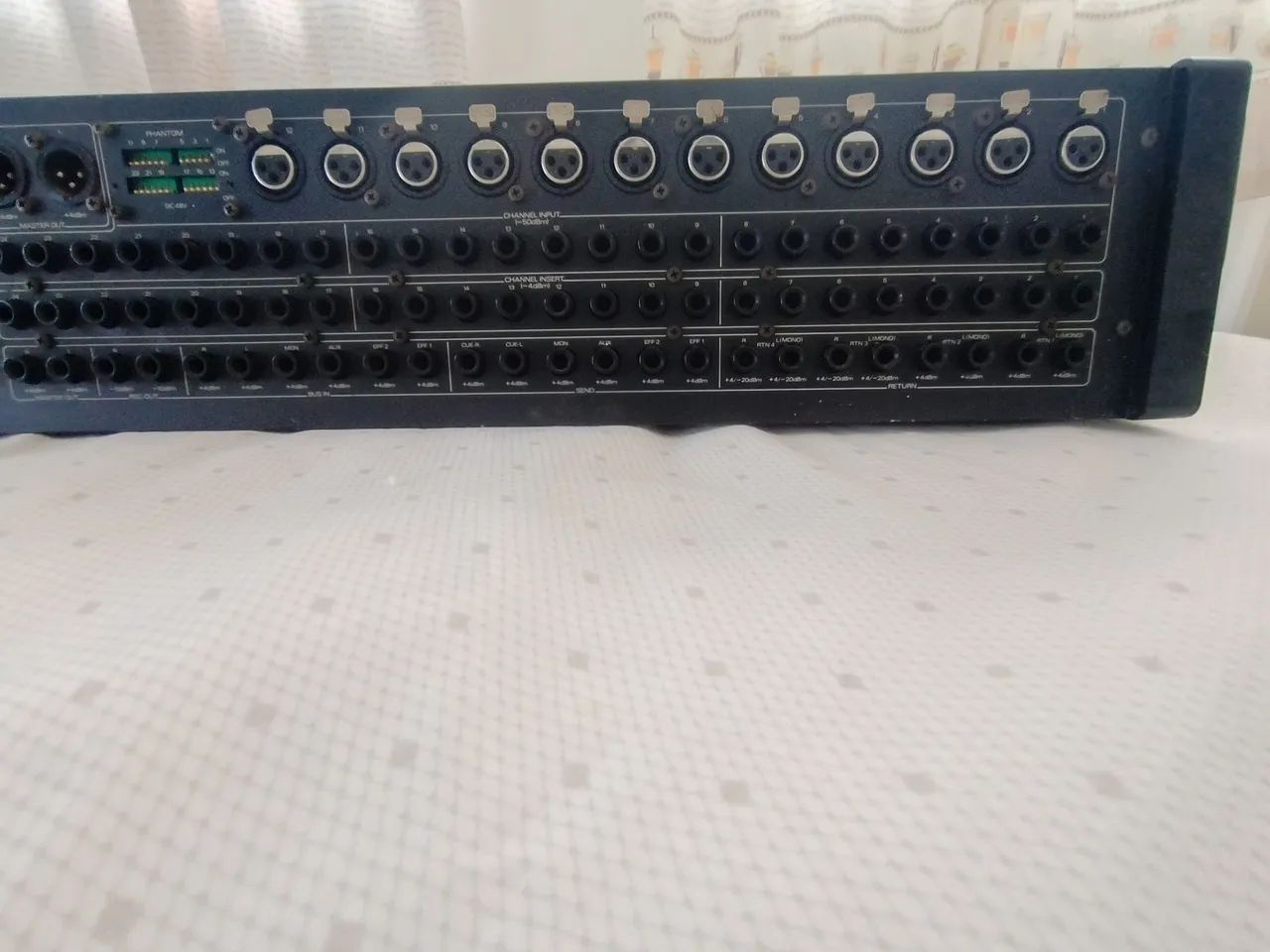 Mesa Roland M24e 24 canais - Foto 2