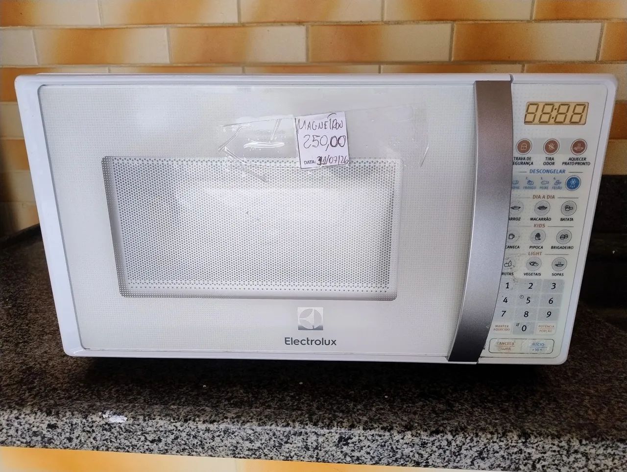 Microondas Electrolux - Para retirada de peças  - Foto 3