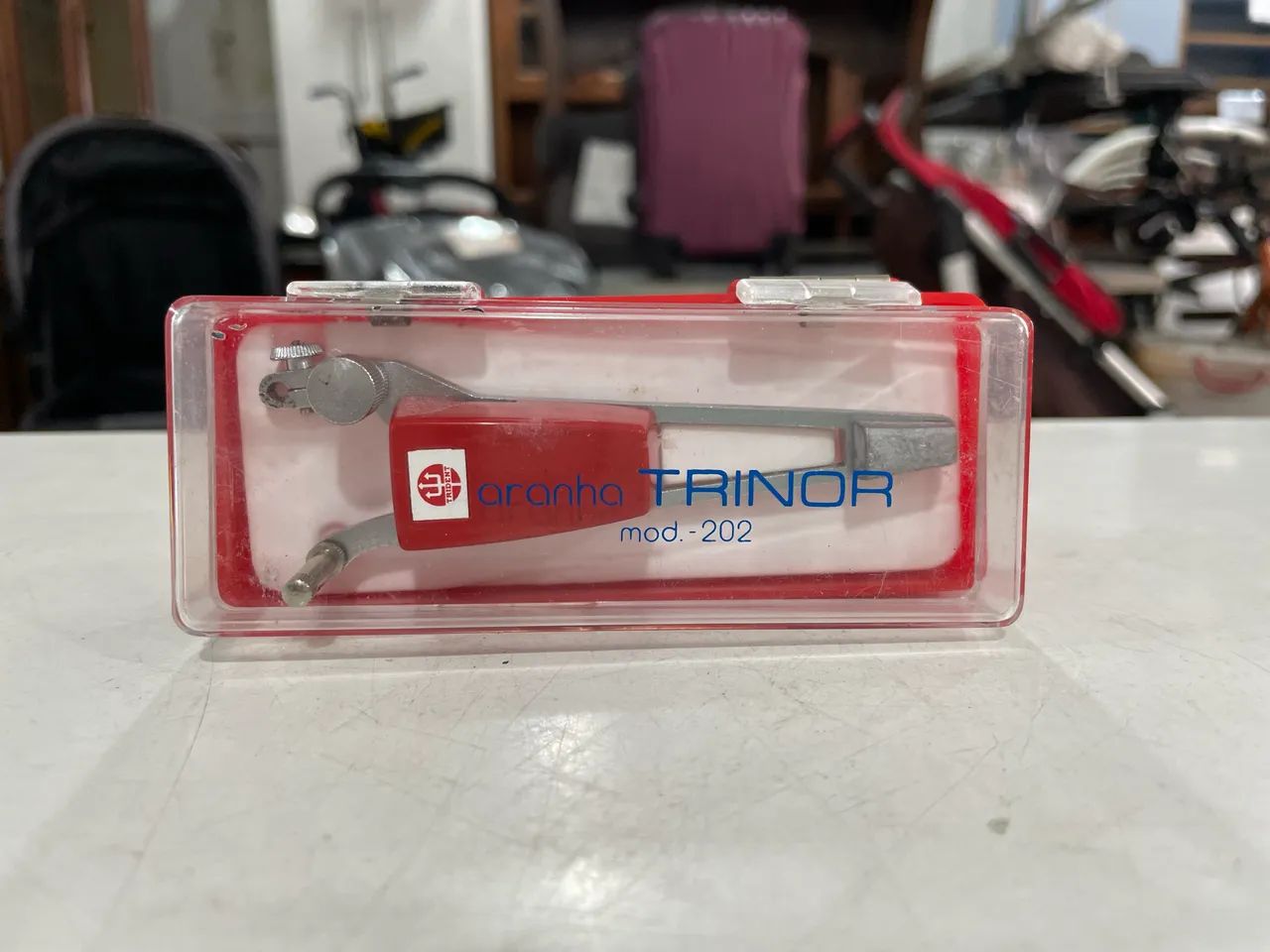 Compasso Aranha Trinor Trident Mod. 202 Vermelho 