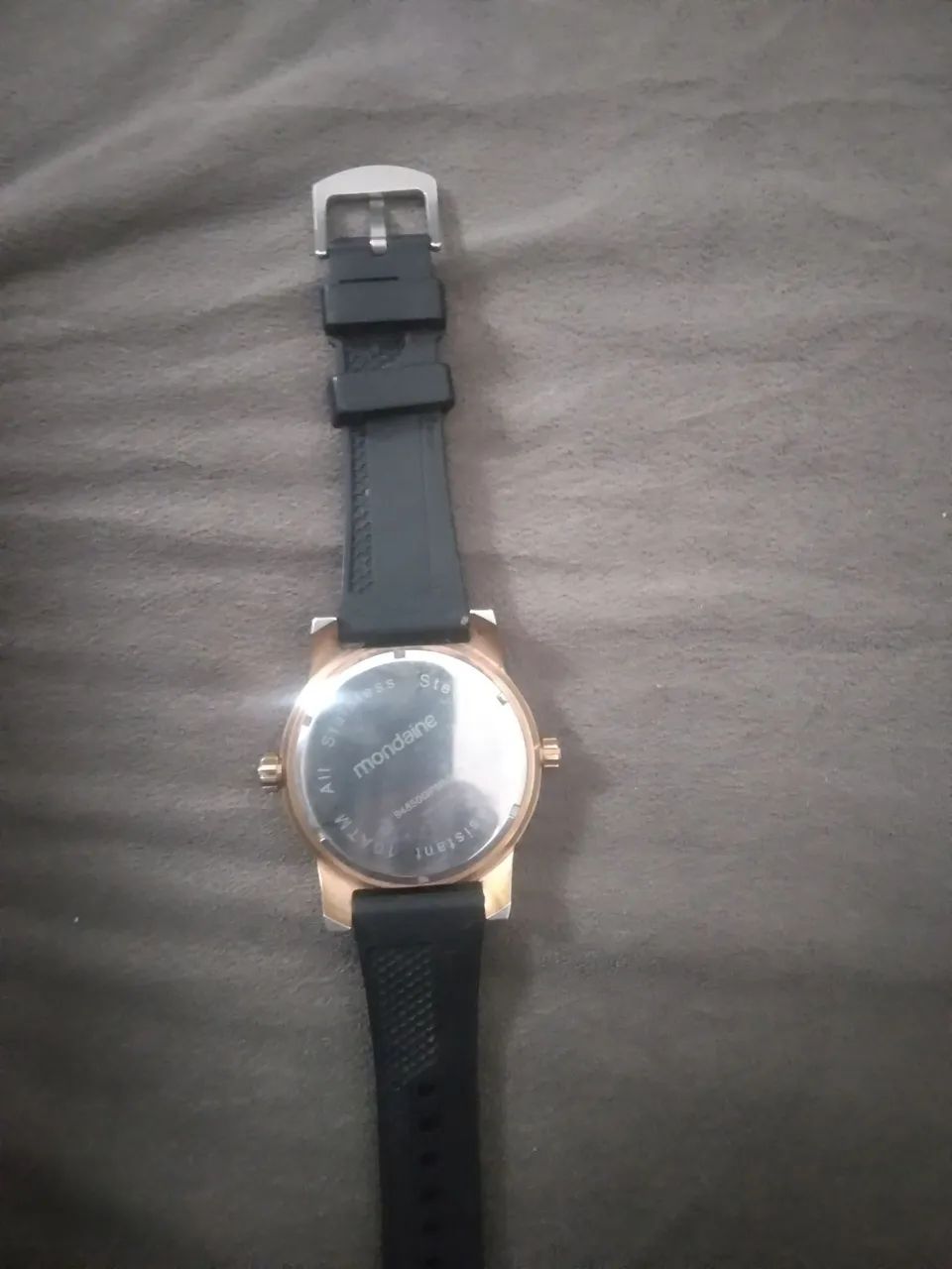 relogio mondaine  de 2 máquina 