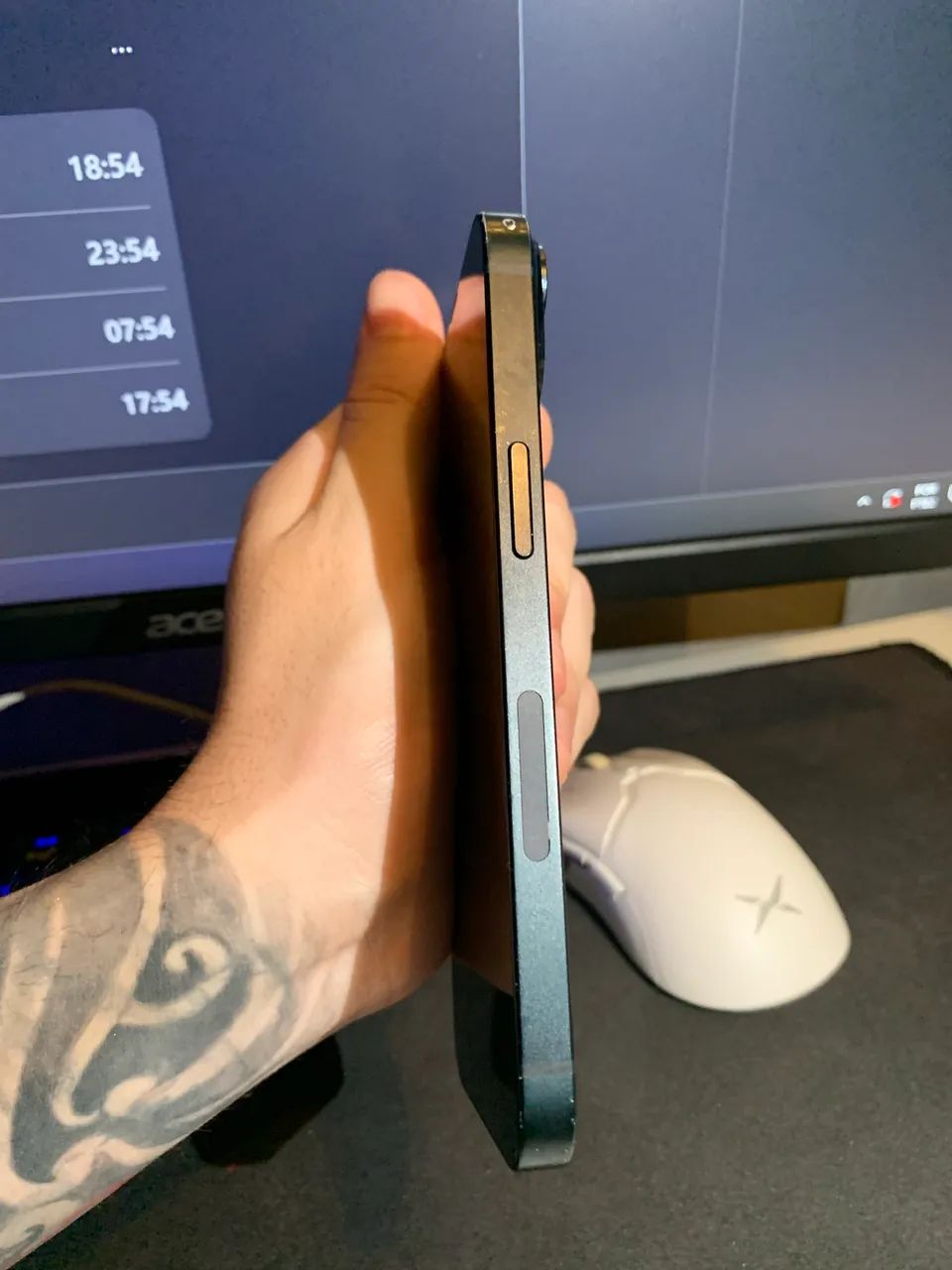 iPhone 14 - Foto 4